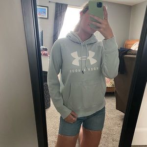 Underarmour Women’s Sweatshirt